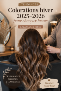 Femme avec des cheveux bruns et un balayage tendance pour l'hiver 2025-2026.
