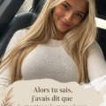Un portrait d'une personne souriante montrant son visage avec fierté.