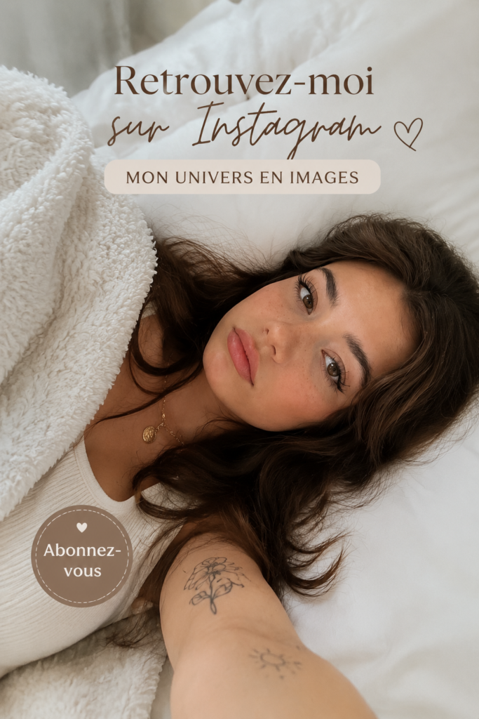 Femme utilisant un ordinateur pour modifier un fichier PDF.