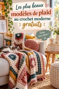 Un plaid au crochet moderne coloré drapé sur un canapé.
