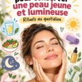 Femme souriante montrant une peau lumineuse et jeune